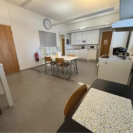 Ostello Office House Services 223 *